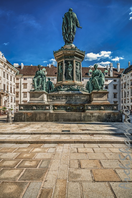 1662 - emperor france i monument