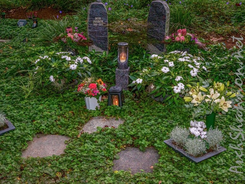 358-gelsenkirchen - main cemetery.jpg
