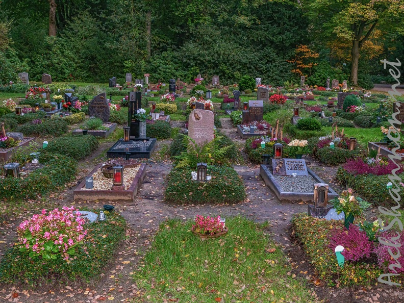 363-gelsenkirchen - main cemetery.jpg
