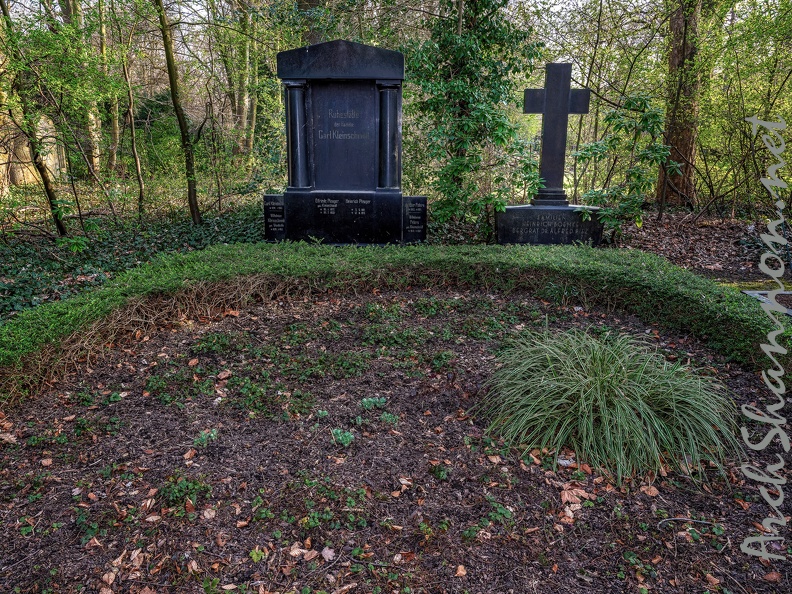 401-dortmund - east cemetery.jpg