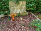 034-duesseldorf - forest cemetery gerresheim