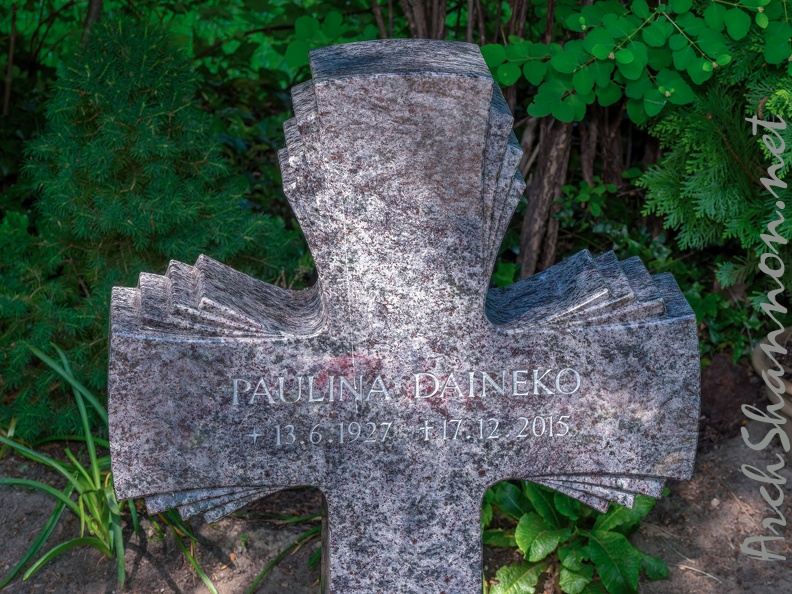 138-duisburg forest cemetery